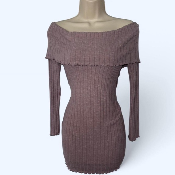 Windsor Brown Off-the-Shoulder Sweater Ribbed Knit - Picture 1 of 5